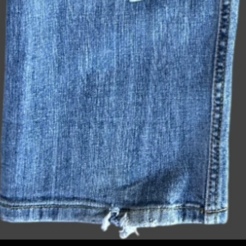 EUC CAbi Jeans Style 347 Lou Lou Classic Casual Denim Light Wash Women’s Size 4 - Picture 16 of 16